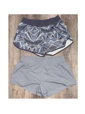 2 Pairs Women's Champion Athletic Shorts Size Large